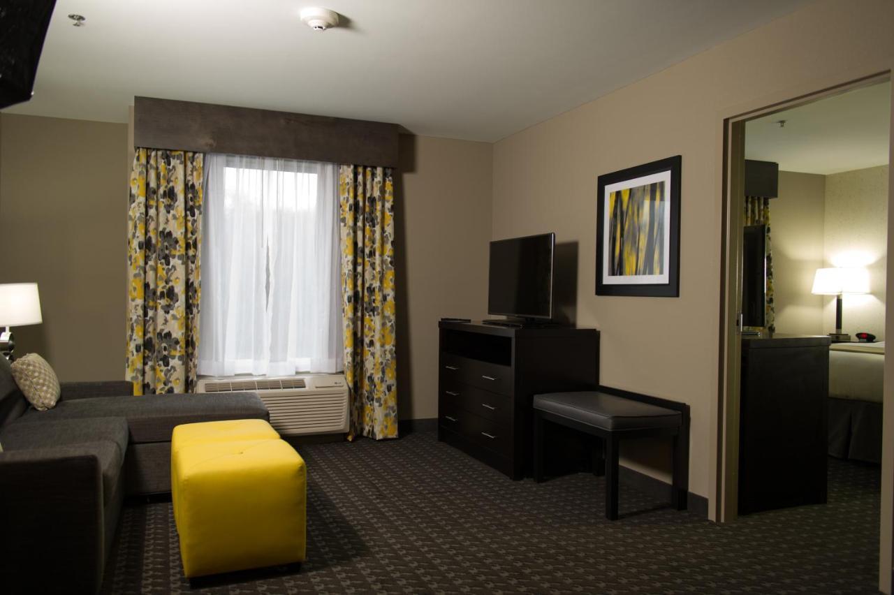 Holiday Inn Express And Suites Madison Central By Ihg Zewnętrze zdjęcie