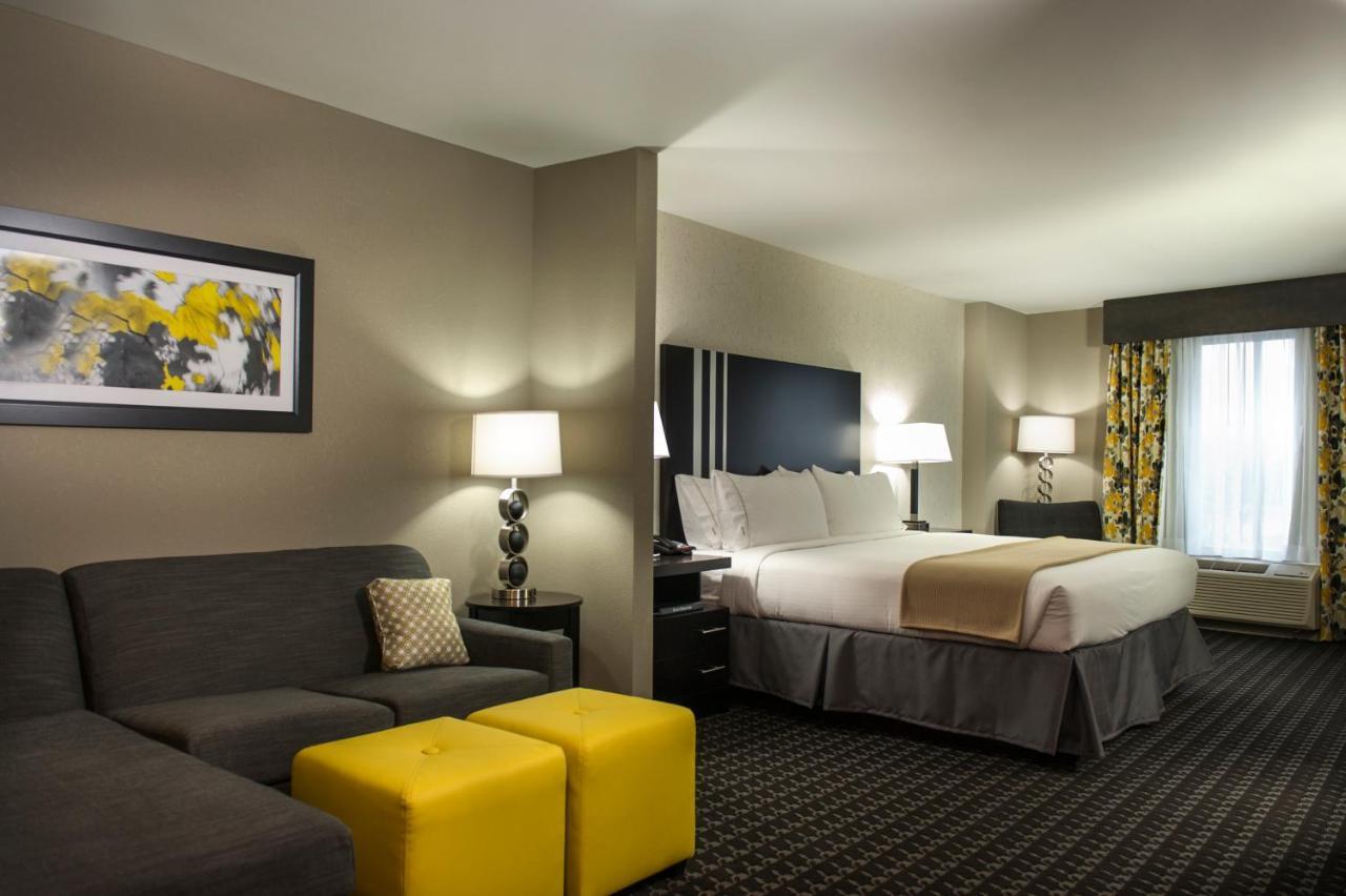 Holiday Inn Express And Suites Madison Central By Ihg Zewnętrze zdjęcie