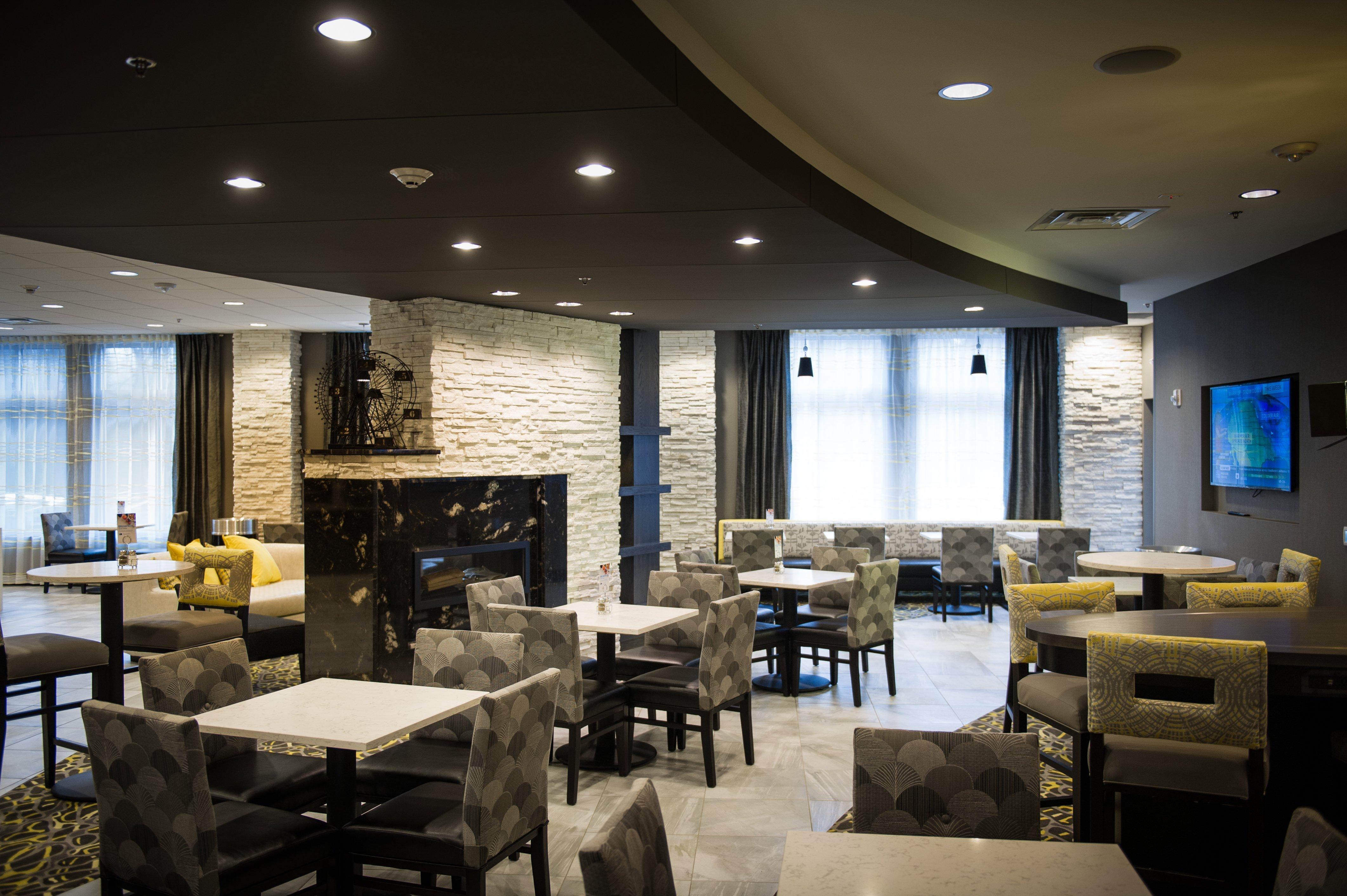 Holiday Inn Express And Suites Madison Central By Ihg Zewnętrze zdjęcie
