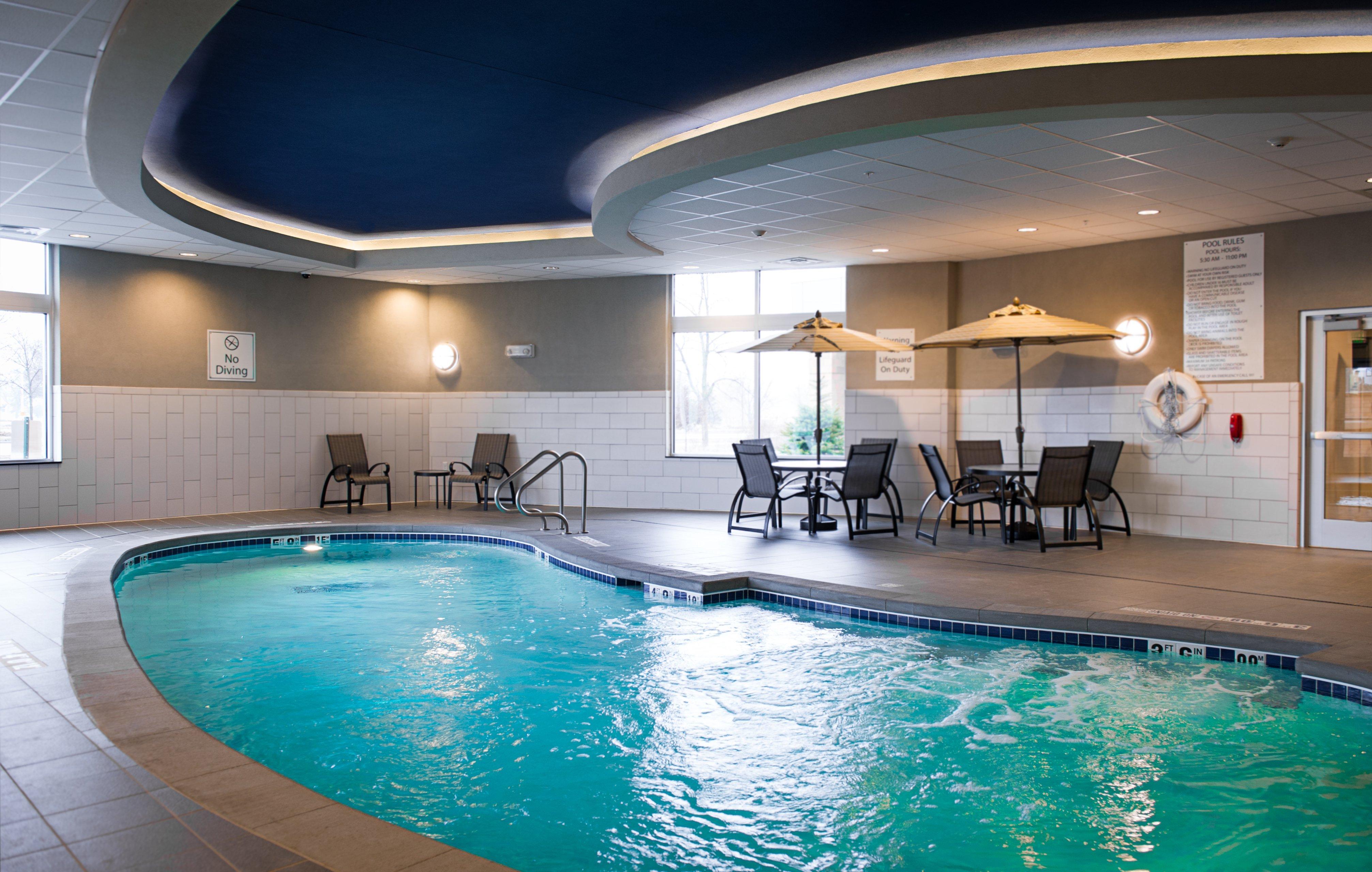 Holiday Inn Express And Suites Madison Central By Ihg Zewnętrze zdjęcie