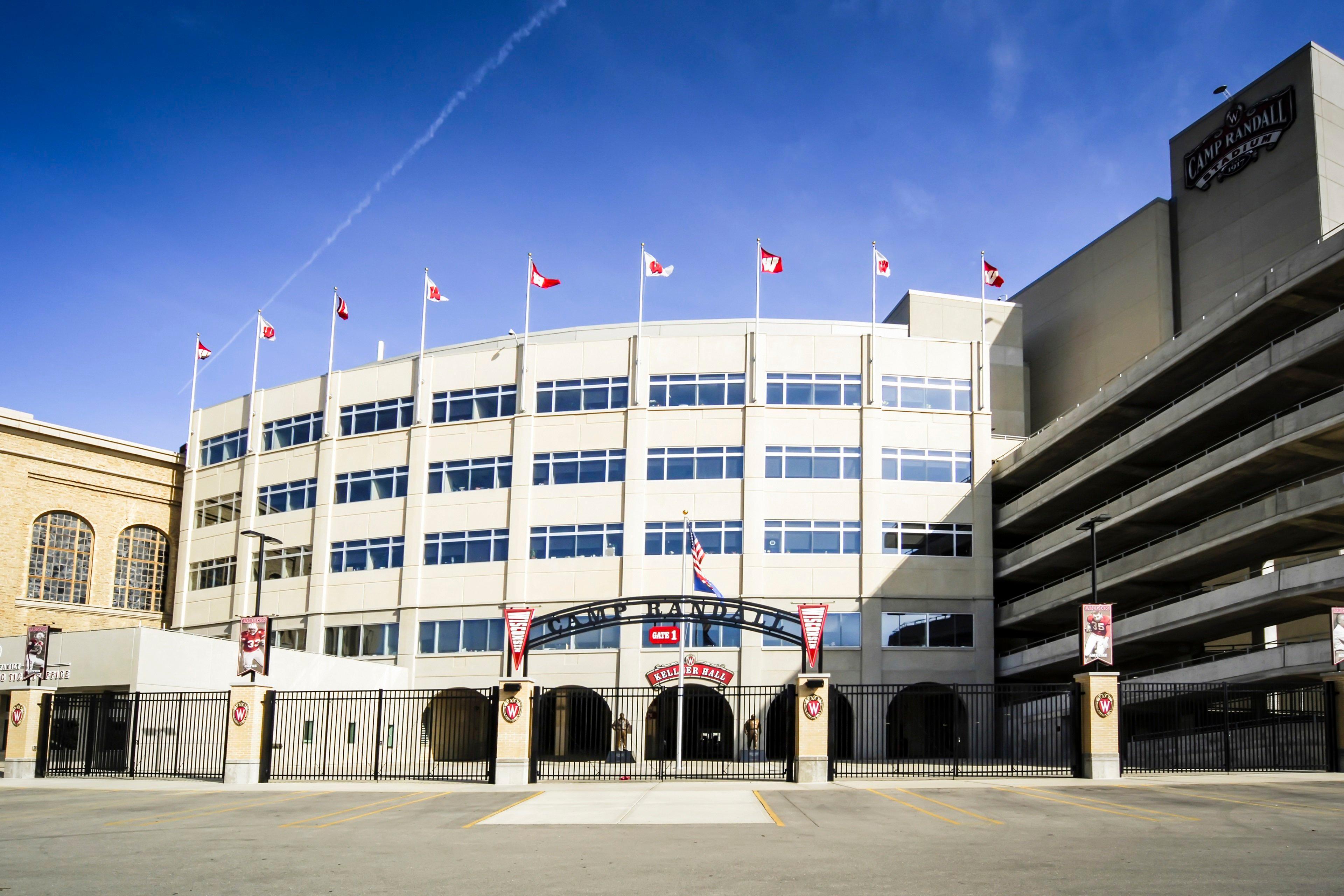 Holiday Inn Express And Suites Madison Central By Ihg Zewnętrze zdjęcie